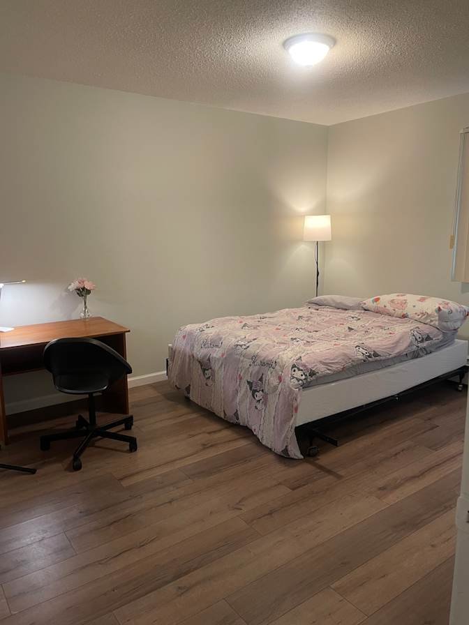 10 St - Photo 6