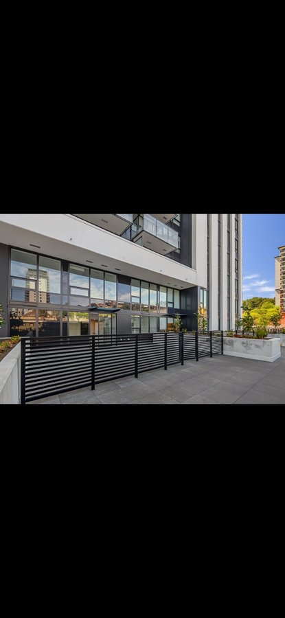 823 Carnarvon Street - Photo 9
