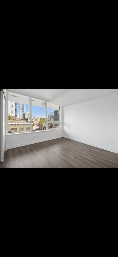 823 Carnarvon Street - Photo 5