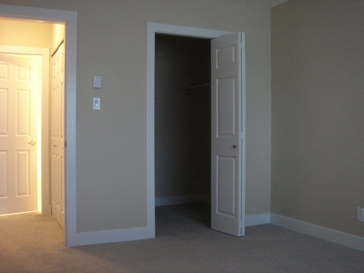 1009 3rd Avenue - Photo 7