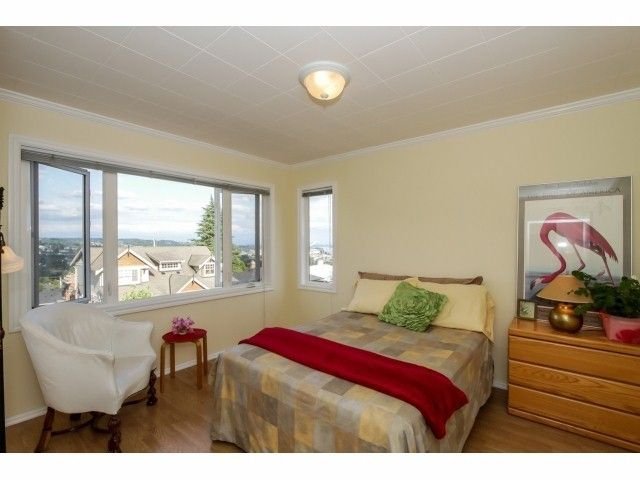 844 Burnaby Street - Photo 2