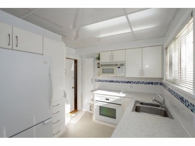 844 Burnaby Street - Photo 5