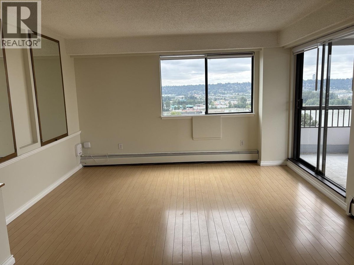 803 209 CARNARVON STREET - Photo 2