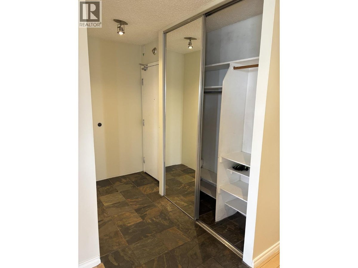 803 209 CARNARVON STREET - Photo 3