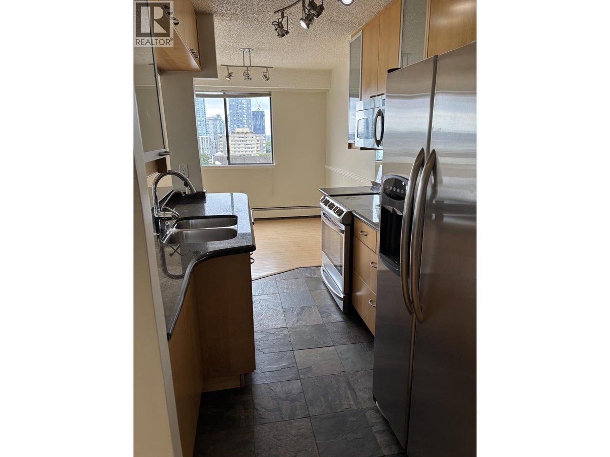 803 209 CARNARVON STREET - Photo 4