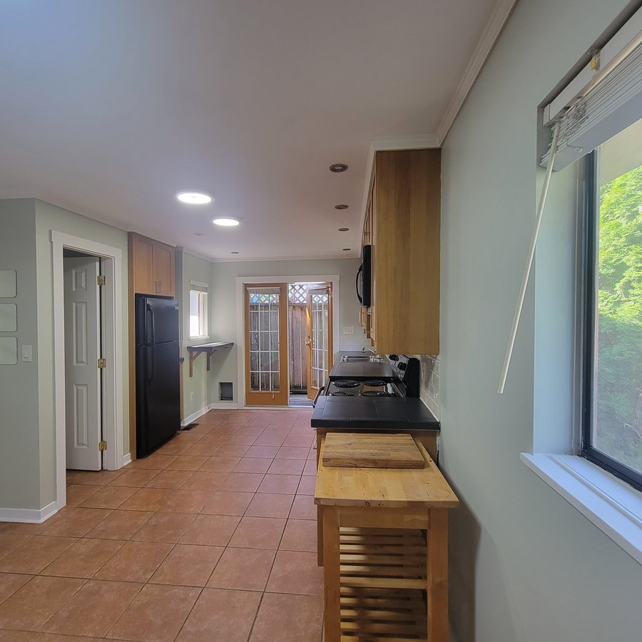 324 Alberta Street - Photo 1