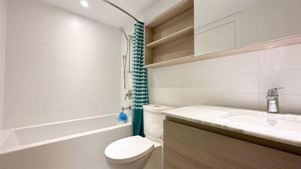 908 Quayside Drive - Photo 12
