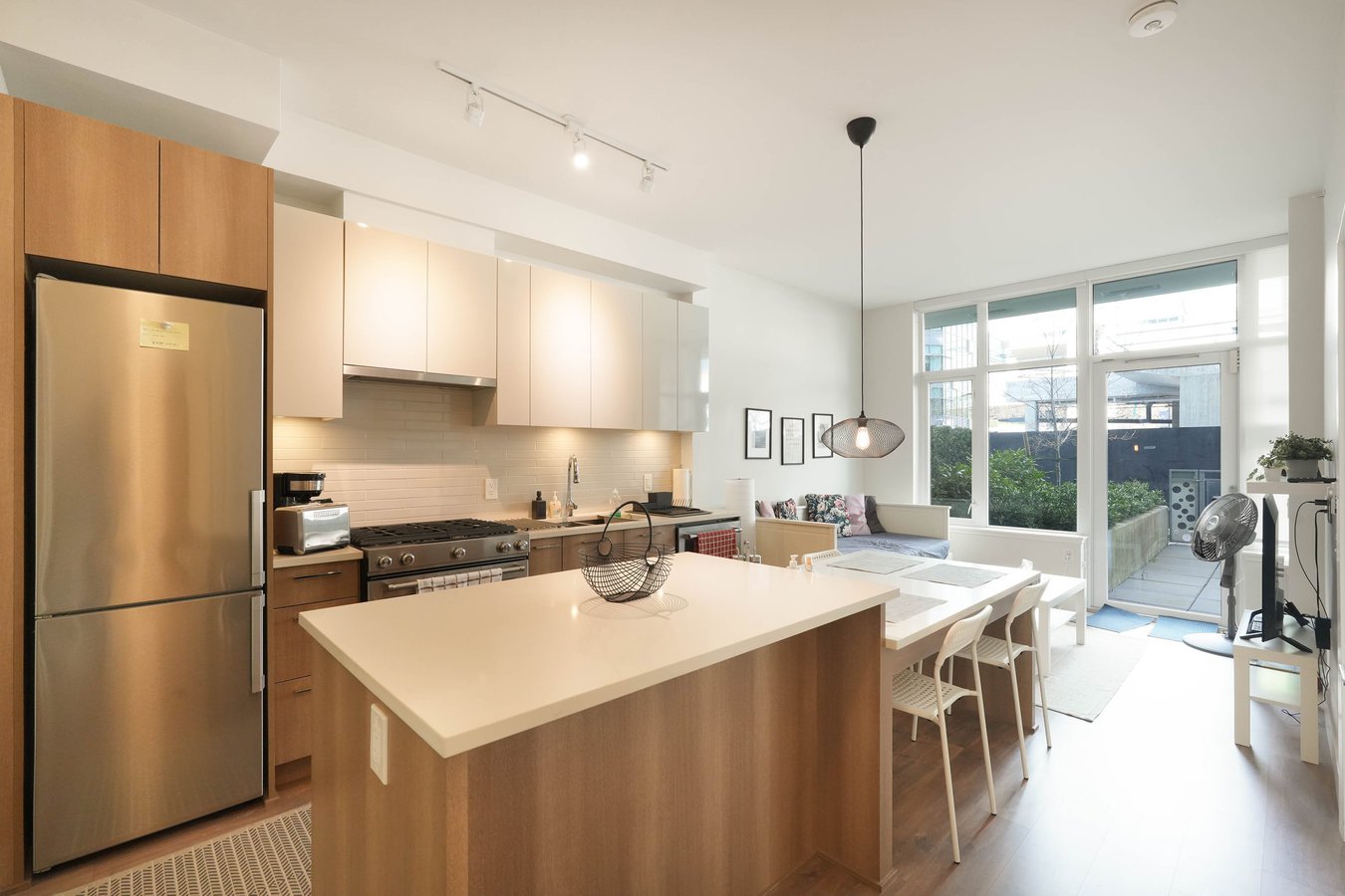 Rentals.ca ) New Westminster Apartments, Condos and Houses For Rent