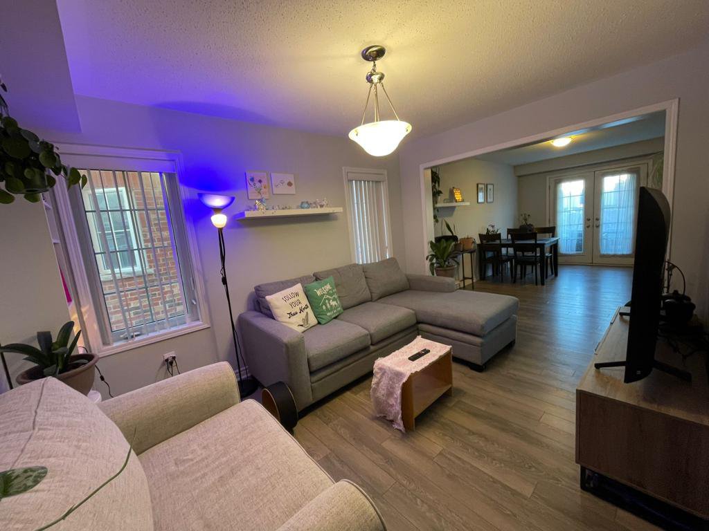 Rentals.ca ) Newmarket Apartments, Condos and Houses For Rent