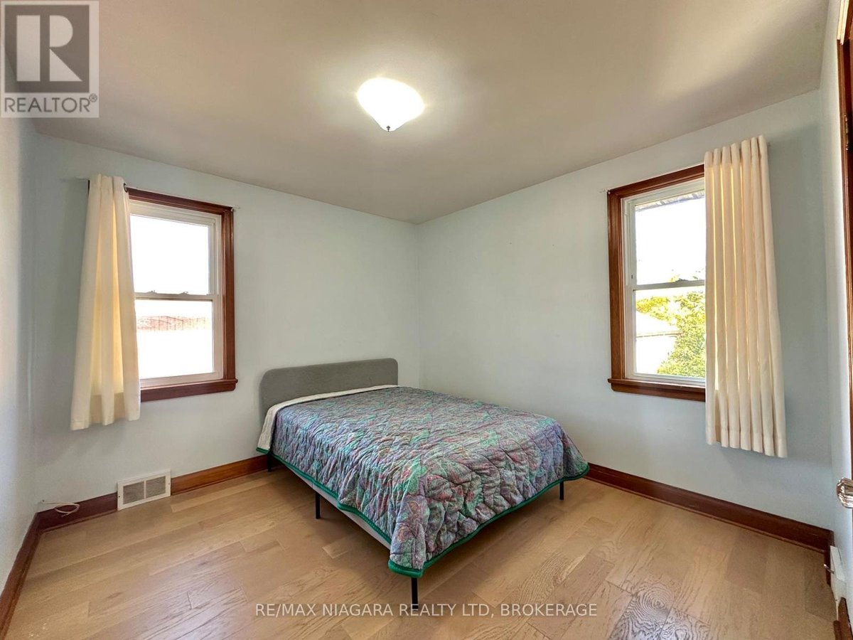6376 CARLTON AVENUE - Photo 11