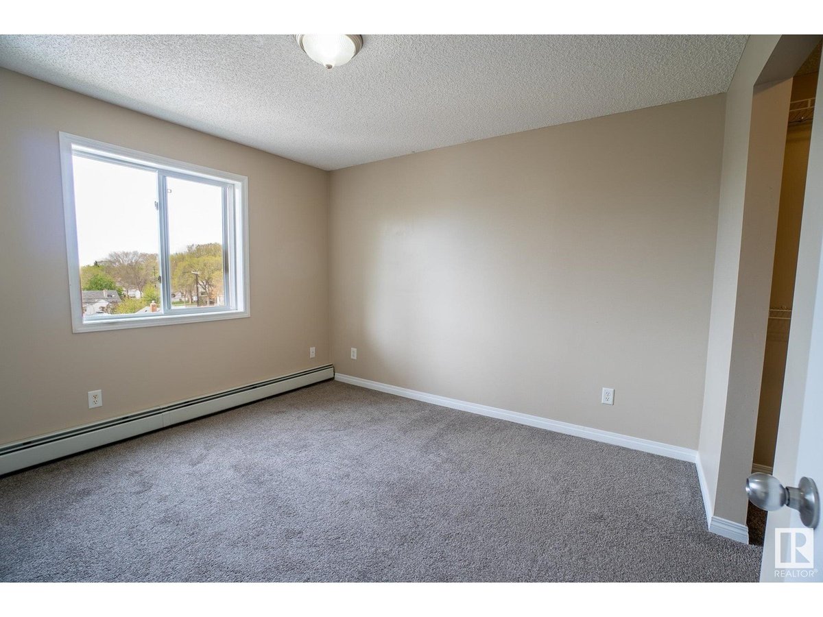 11325 83 Street Northwest - Photo 6