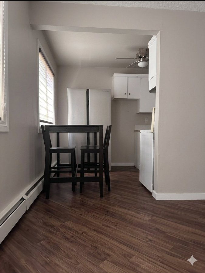 10640 108 Street Northwest - Photo 9