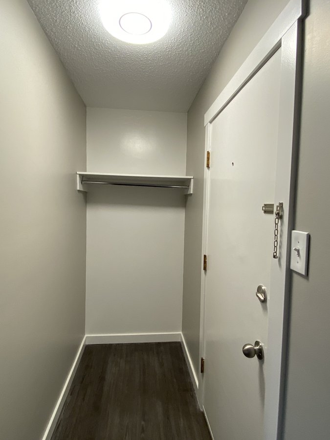 10260 116 Street Northwest - Photo 2