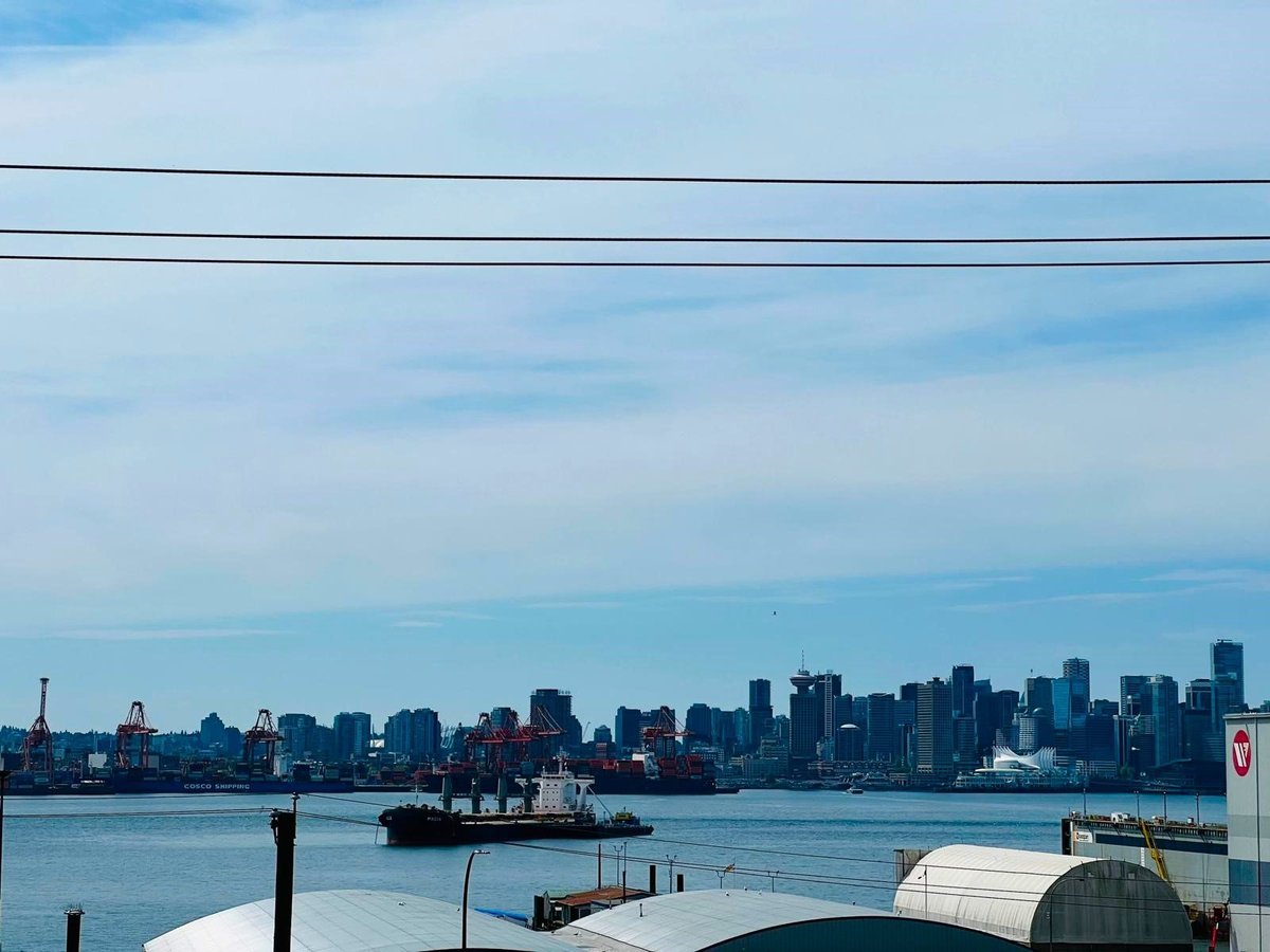 315 1st Street East - Photo 3