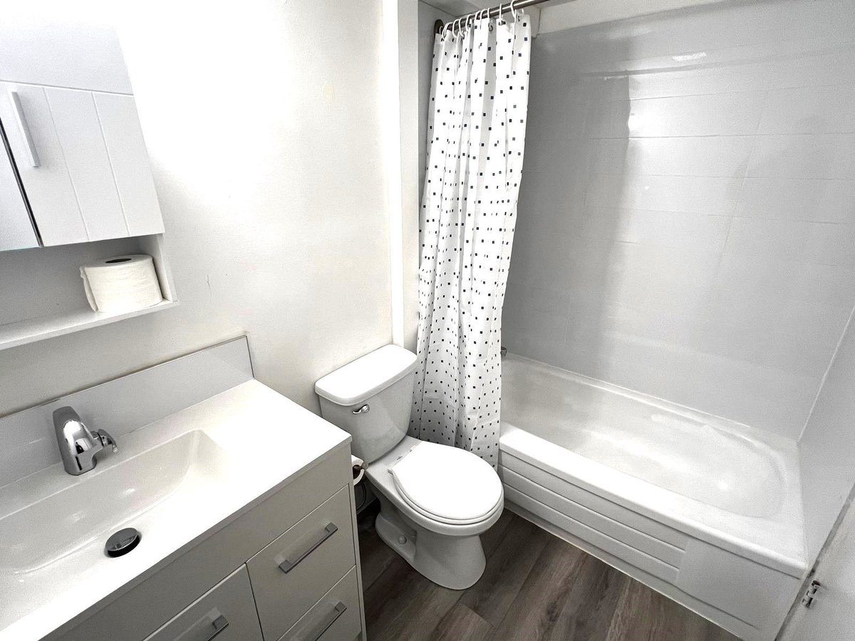 315 1st Street East - Photo 10
