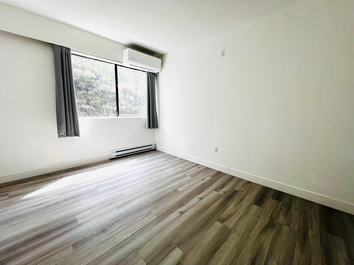 315 1st Street East - Photo 11