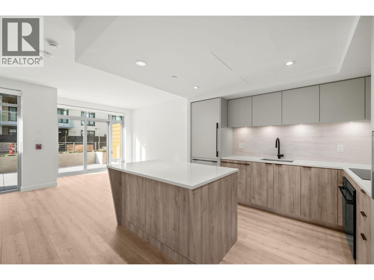 117 755 HARBOURSIDE DRIVE - Photo 1