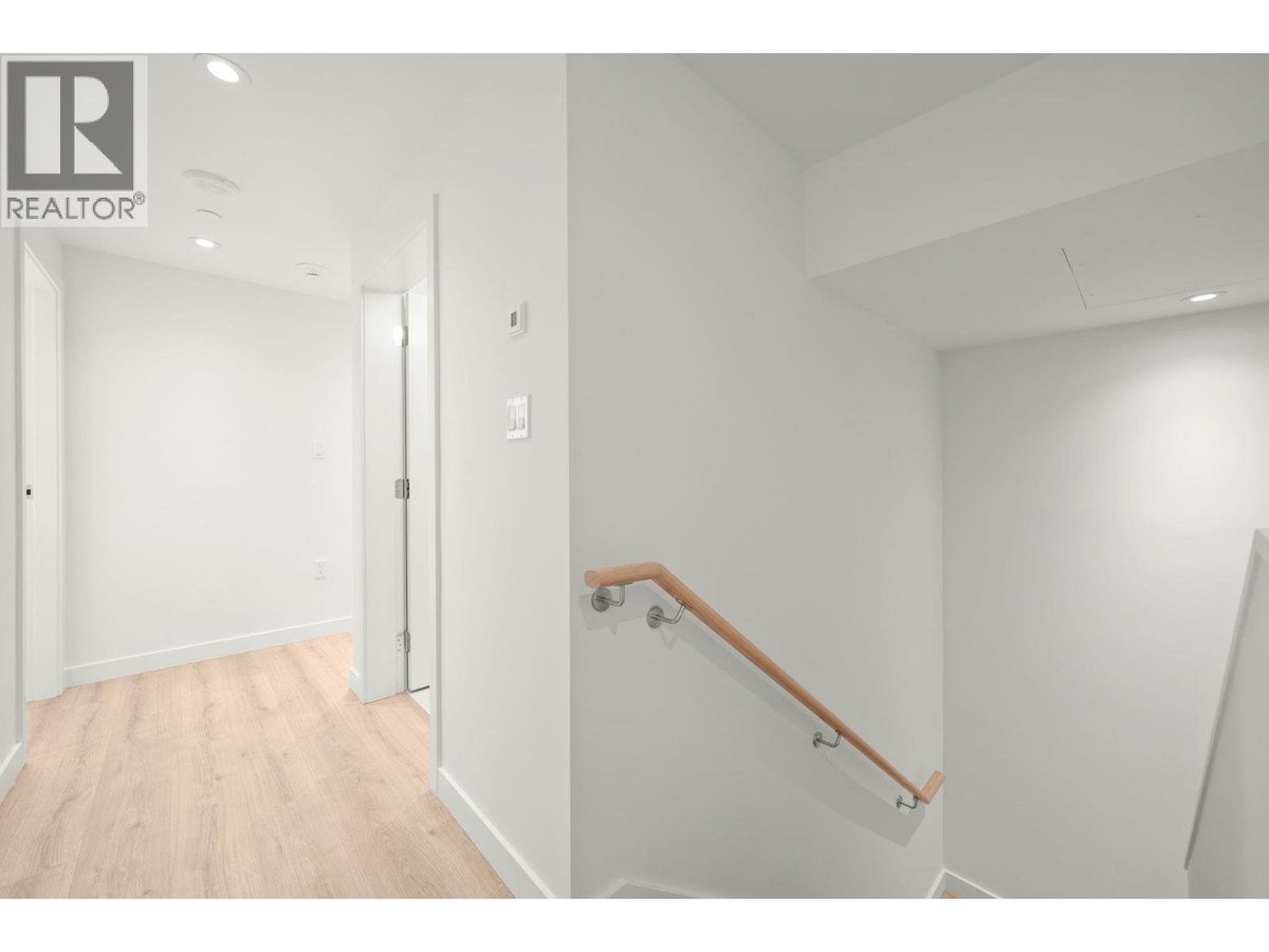 117 755 HARBOURSIDE DRIVE - Photo 20