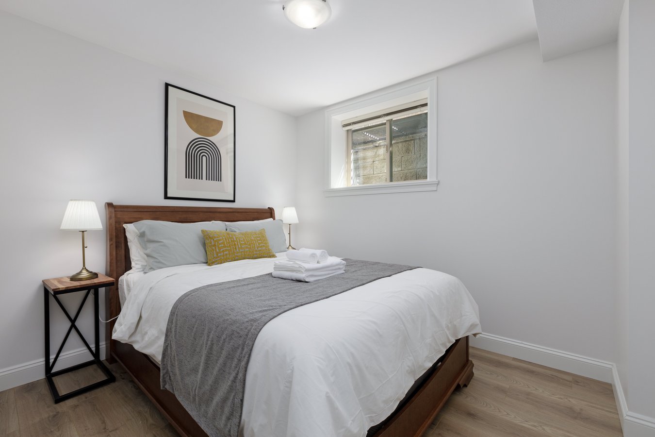 947 Belvista Crescent - Photo 24