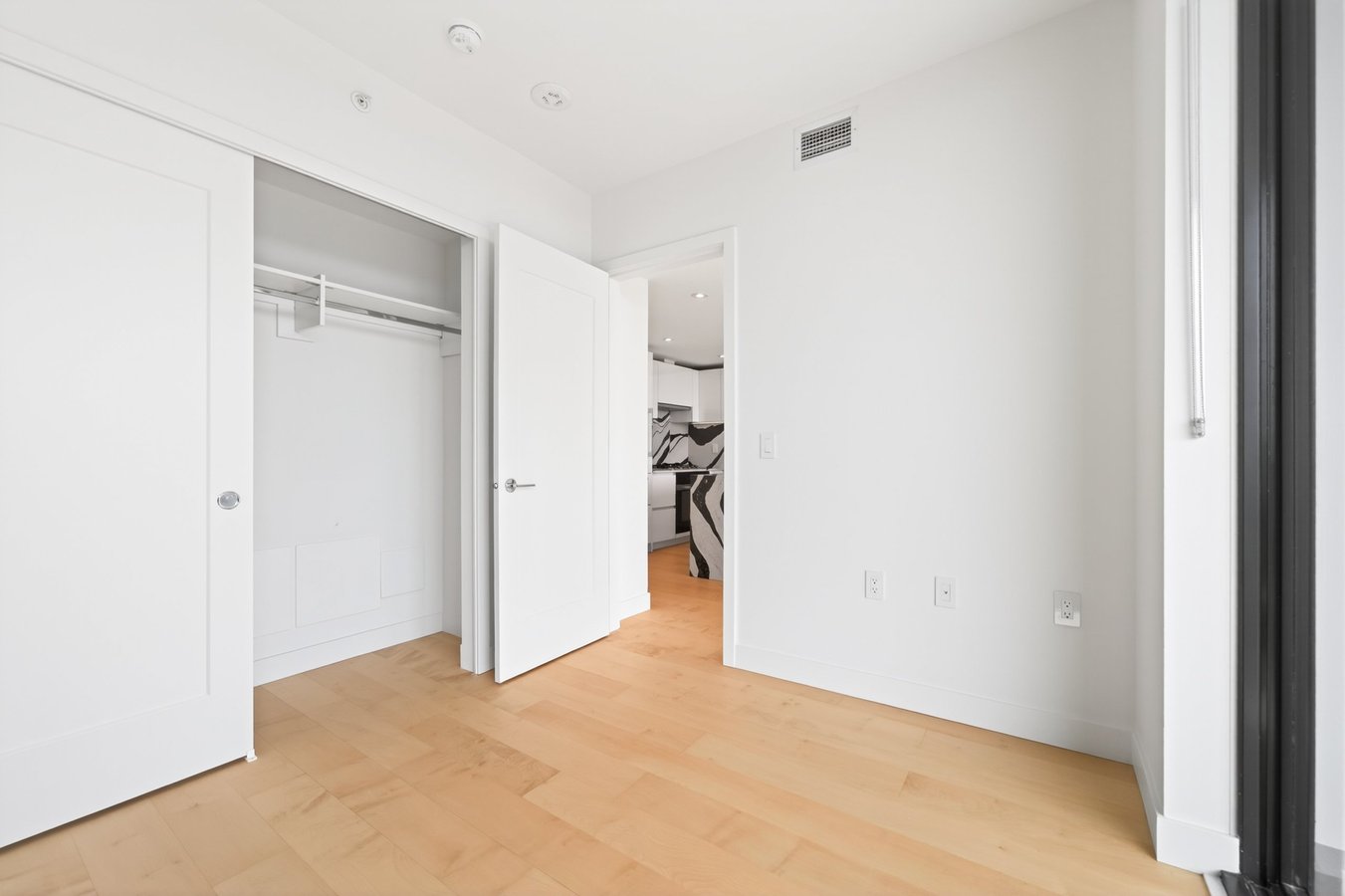 135 13th Street East - Photo 10