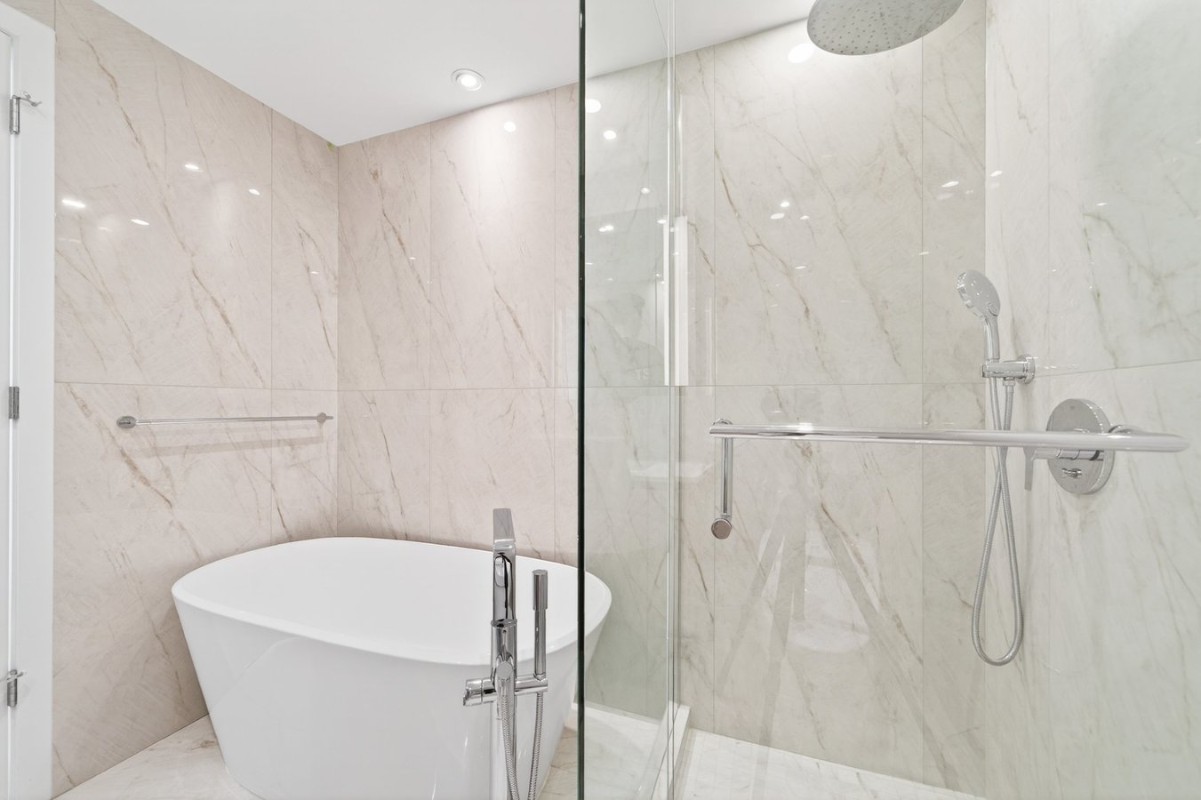 135 13th Street East - Photo 20
