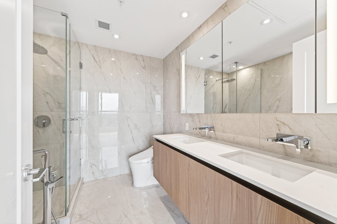 135 13th Street East - Photo 19