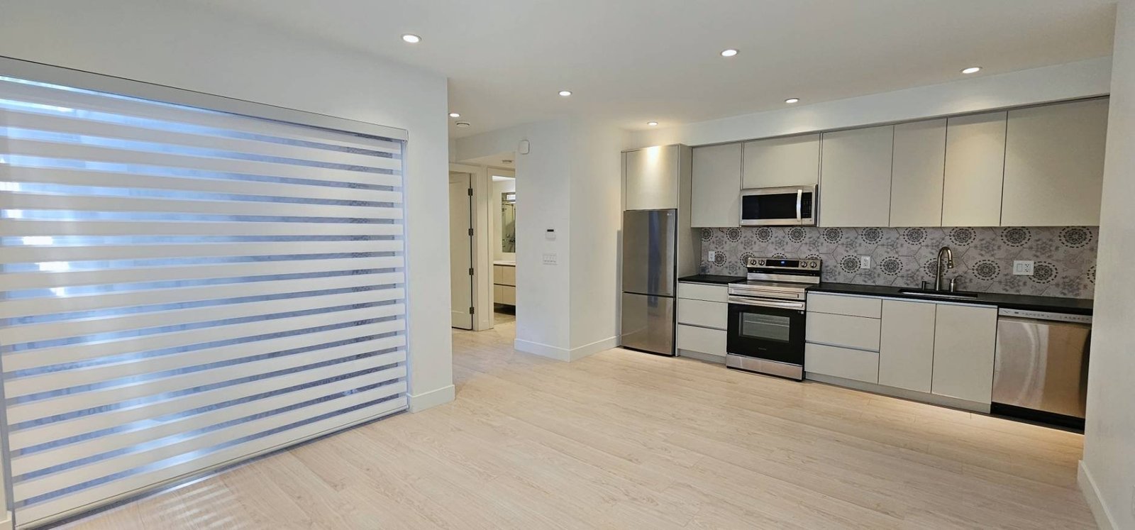 1075 Belvedere Drive - Photo 2