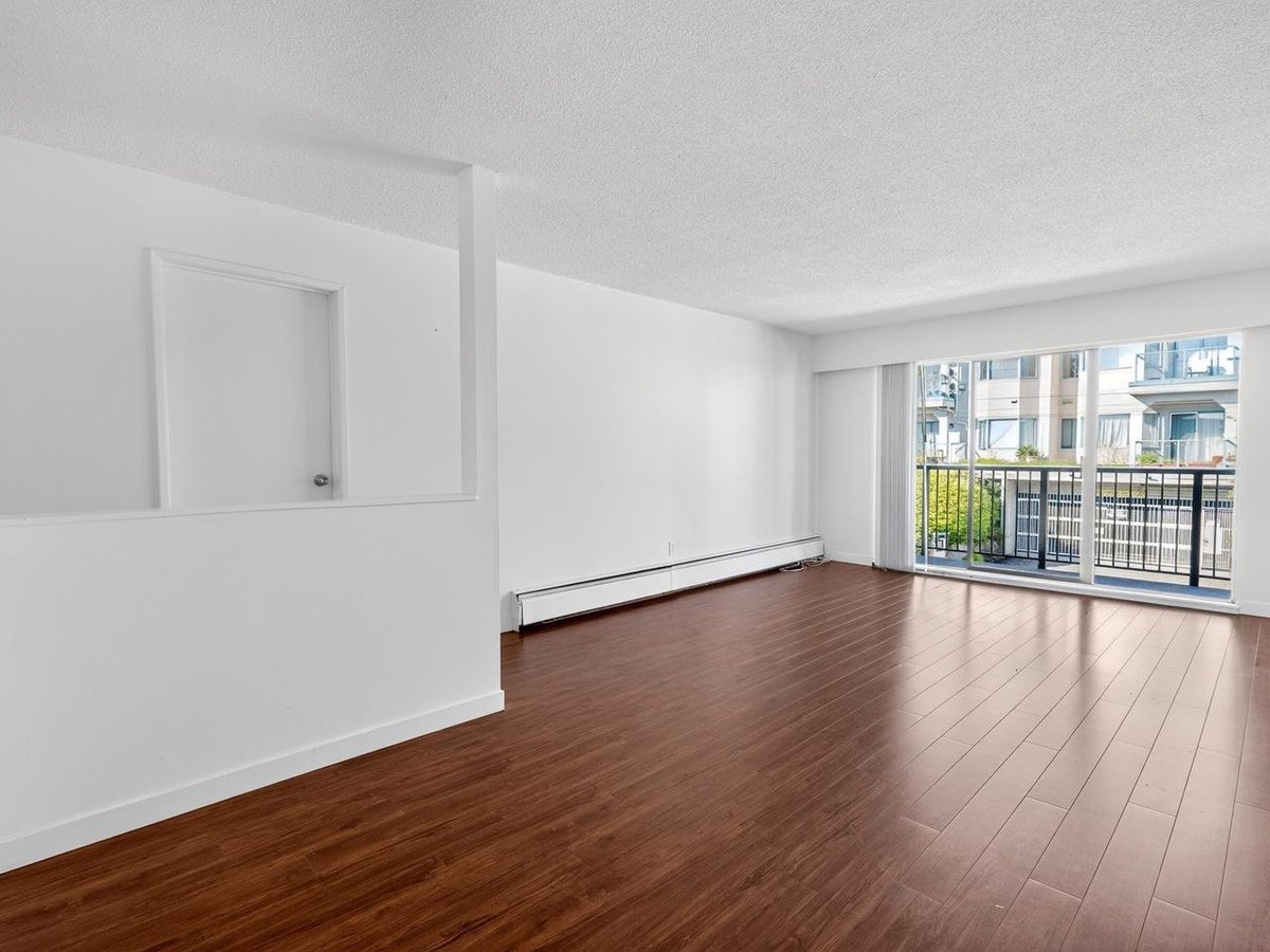 170 West 4th Street - Photo 7