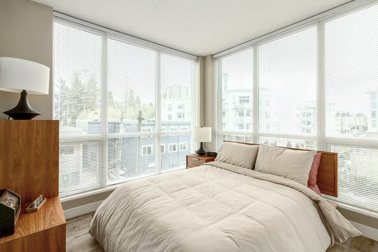 138 East Esplanade - Photo 4