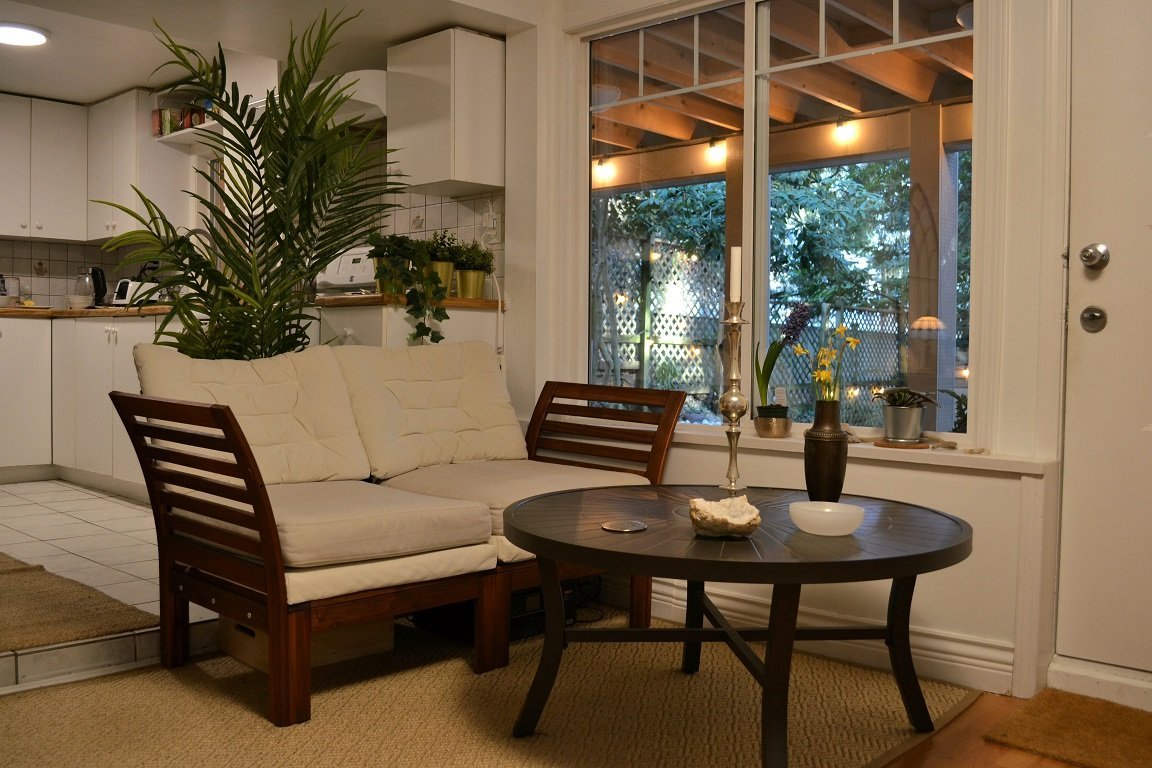 1147 Clements Avenue - Photo 3