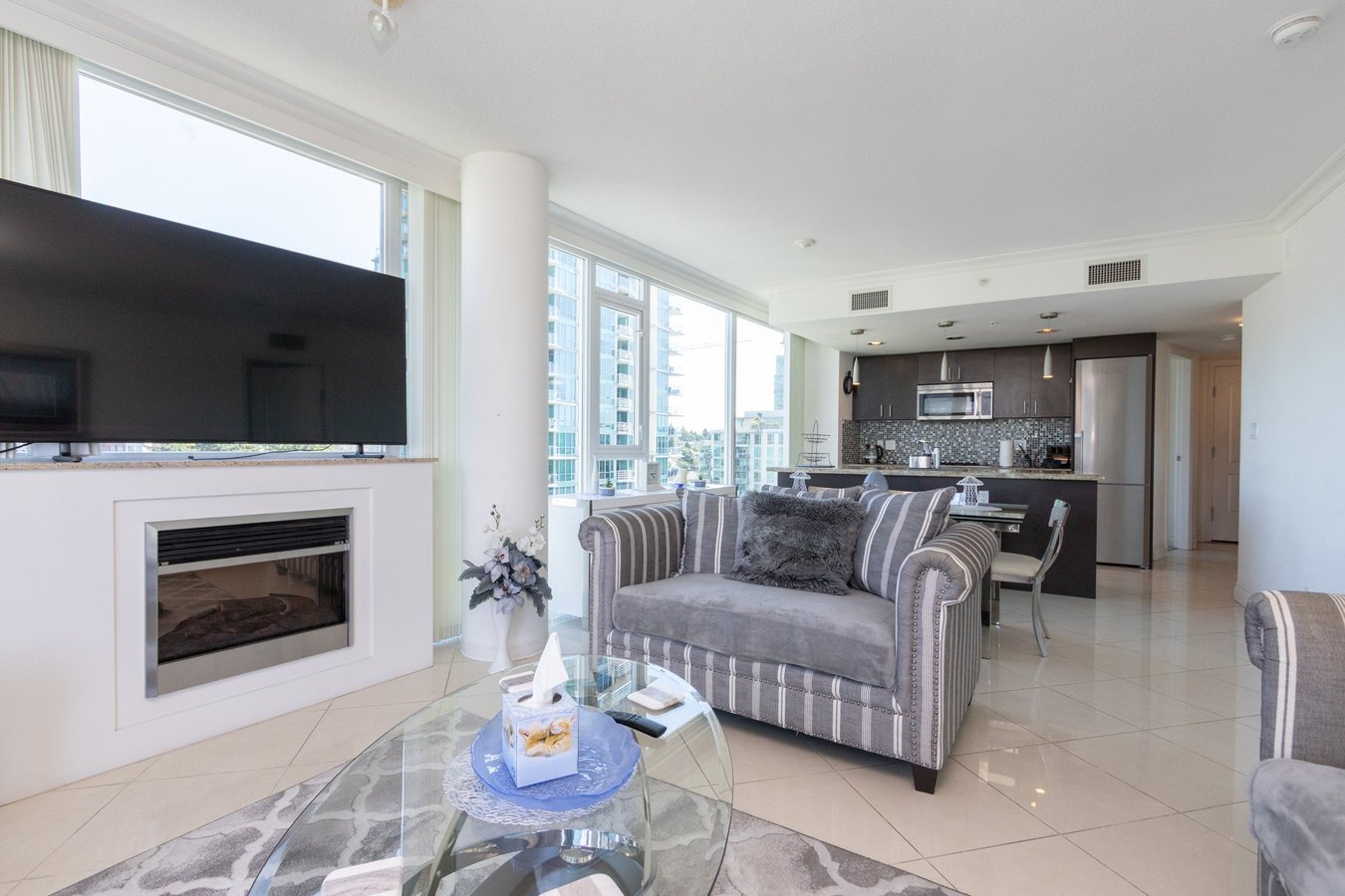 133 East Esplanade - Photo 5