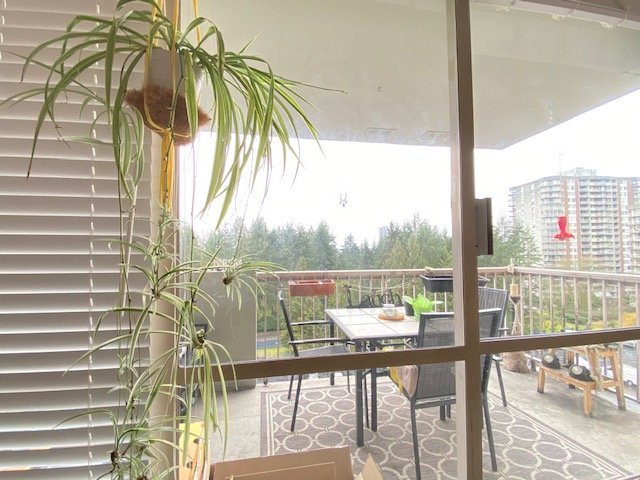 2012 Fullerton Avenue - Photo 9