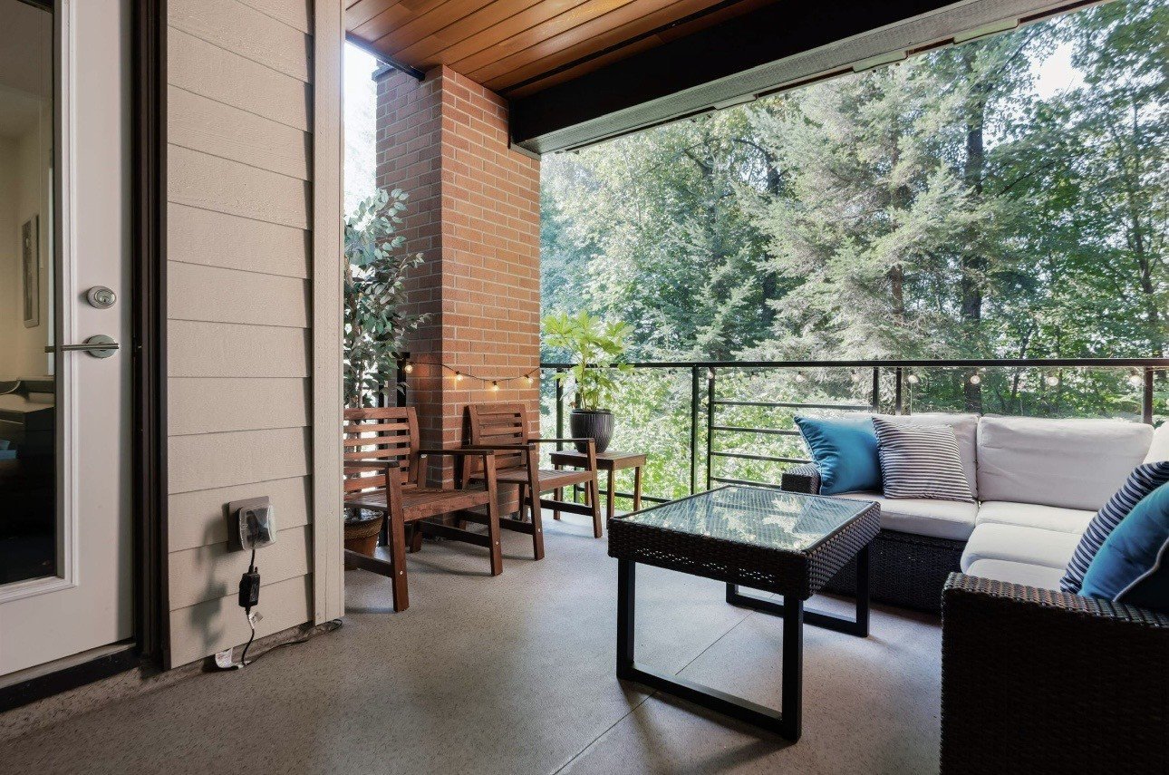 733 3rd Street West - Photo 3