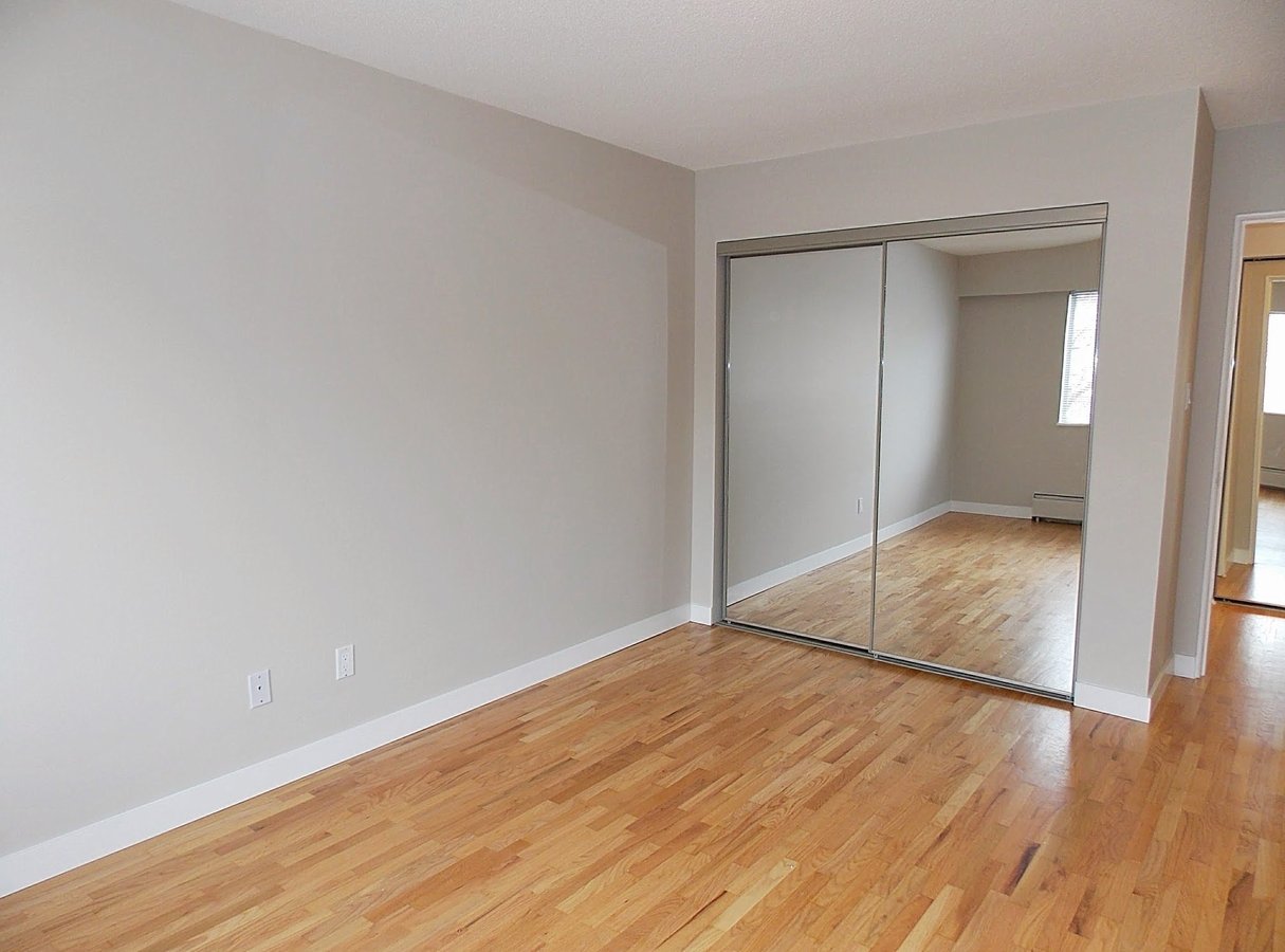 121 West 20th Street - Photo 8
