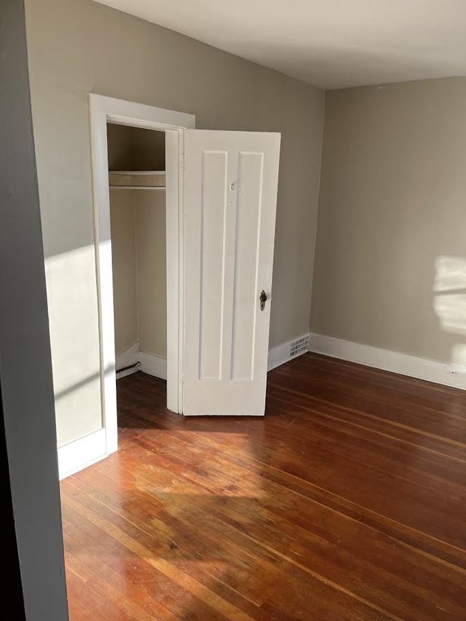 362 10th Street East - Photo 5