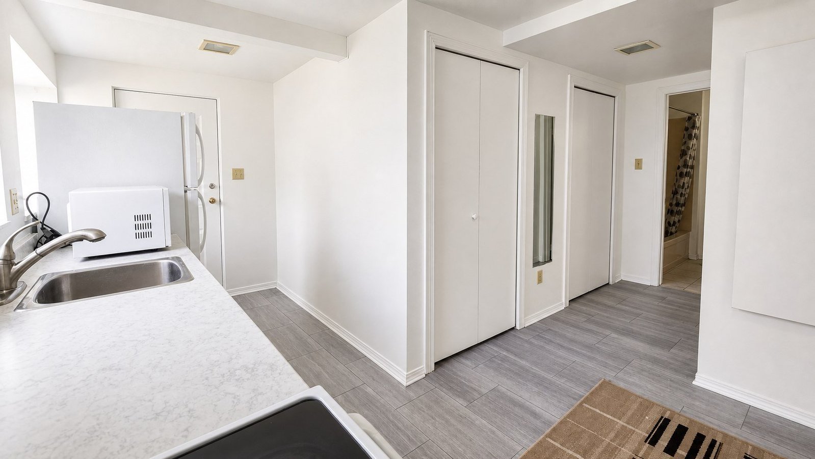 653 East 22nd Street - Photo 8