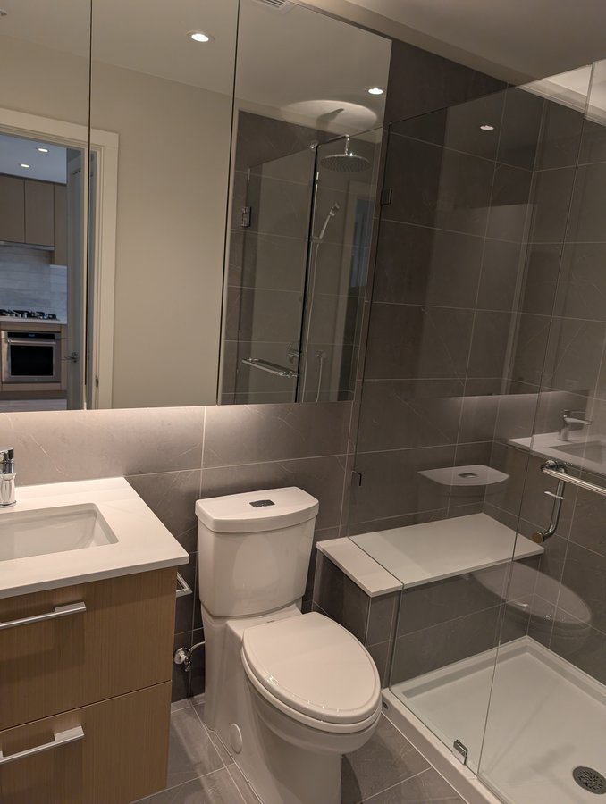 110 17th Street East - Photo 2