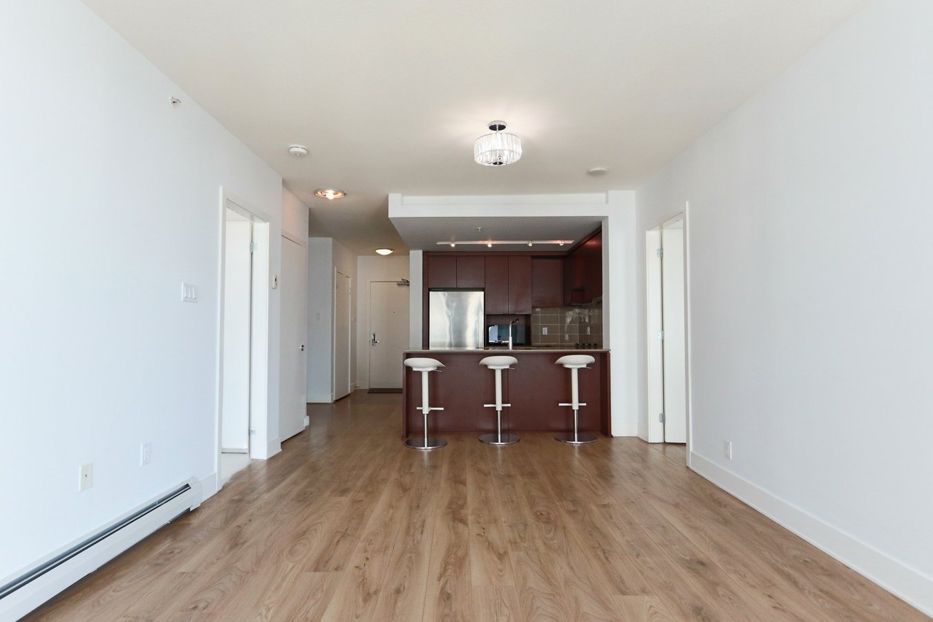 158 13th Street West - Photo 4