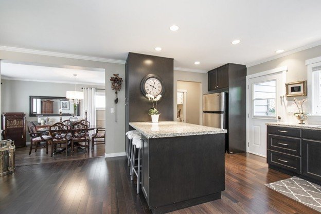 1240 Pinewood Crescent - Photo 6
