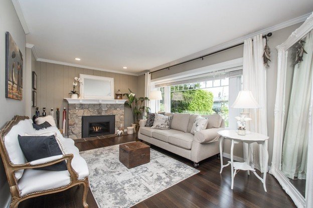 1240 Pinewood Crescent - Photo 8