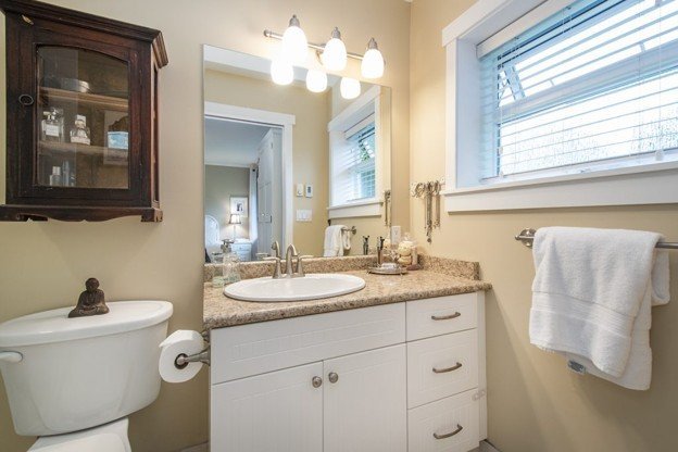 1240 Pinewood Crescent - Photo 17