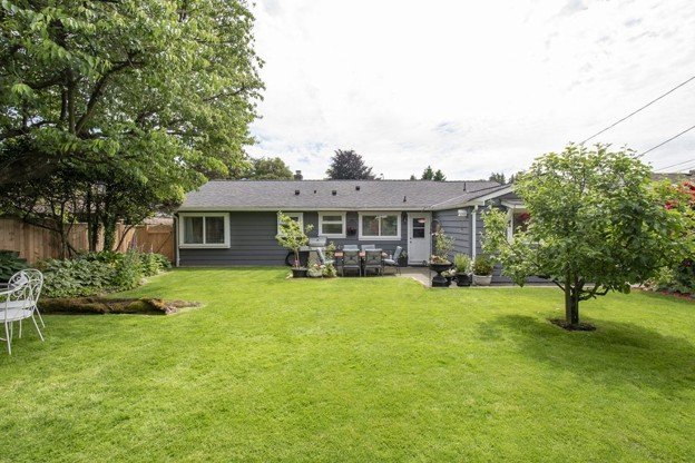1240 Pinewood Crescent - Photo 26