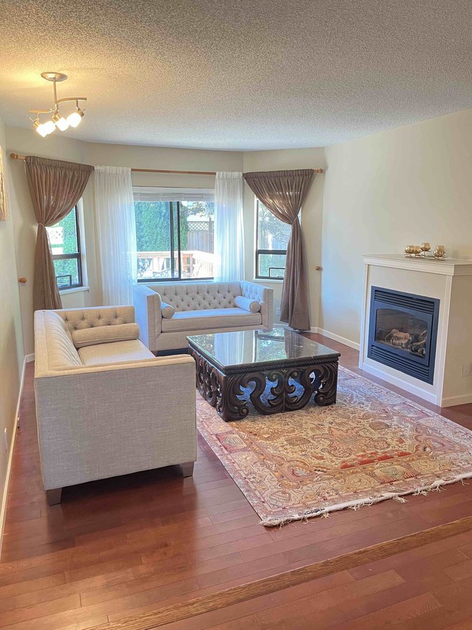 3342 Garibaldi Drive - Photo 2