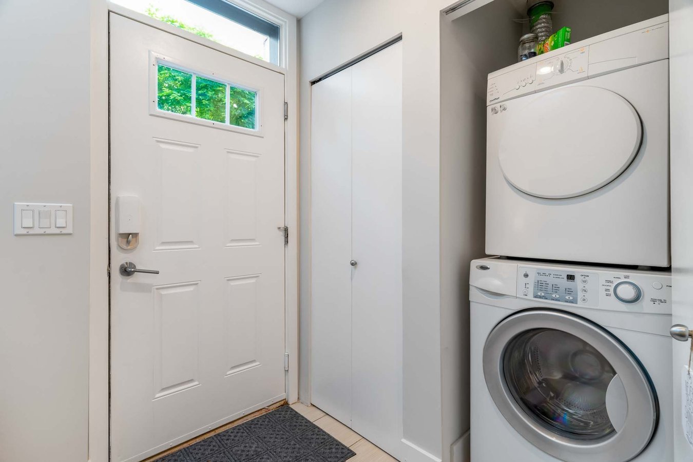 78 14th Street West - Photo 24
