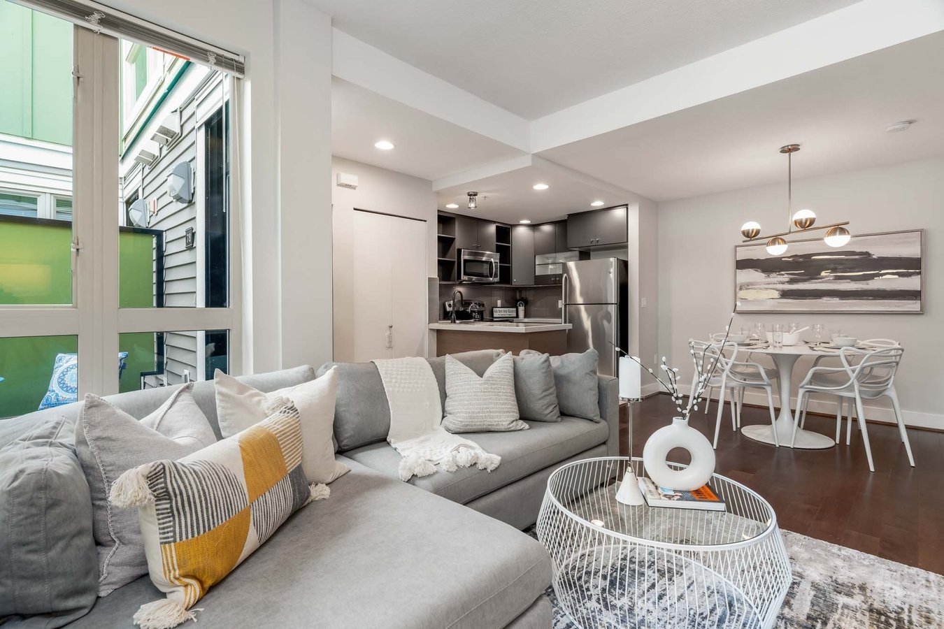 78 14th Street West - Photo 5