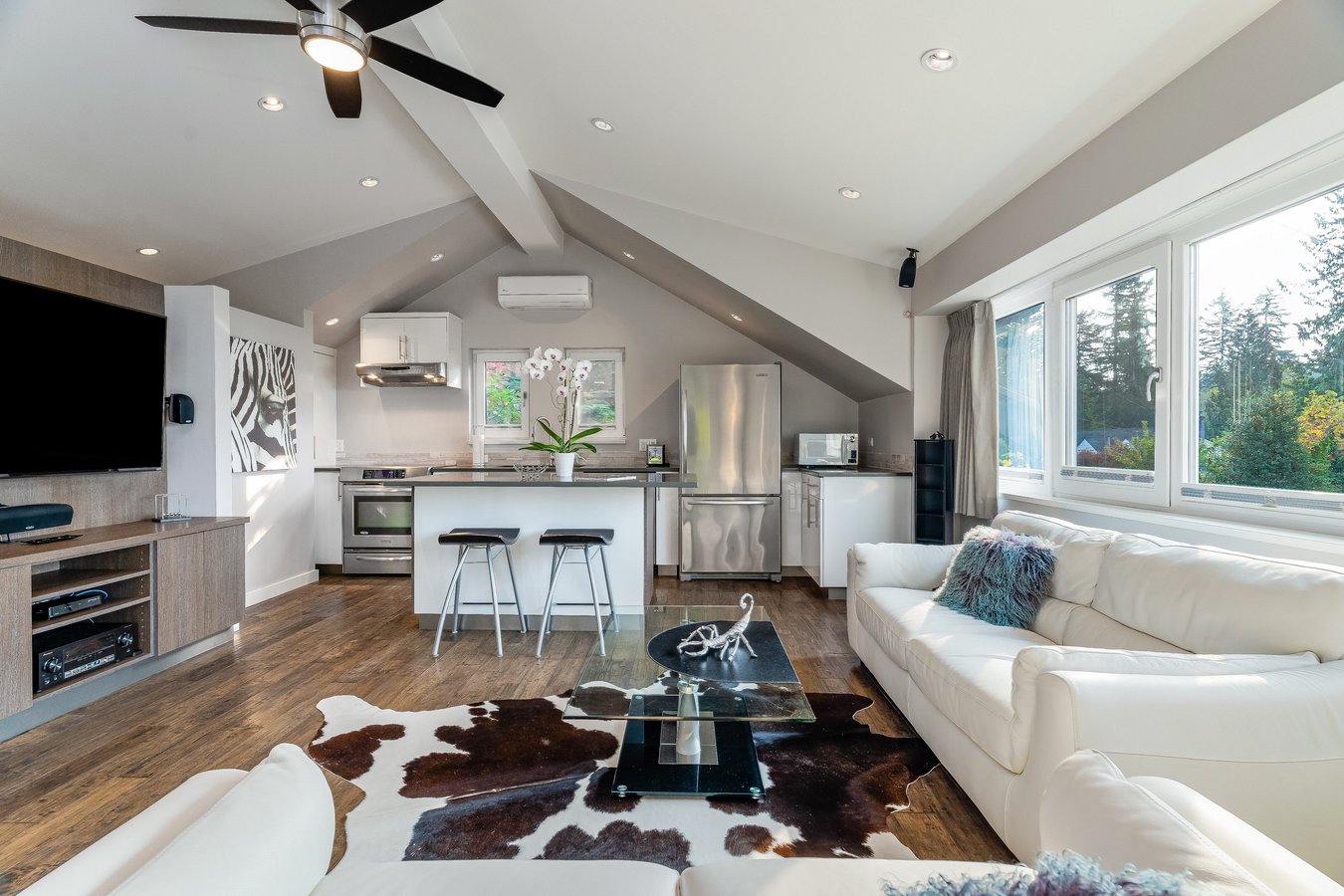 420B Tempe Crescent - Photo 2