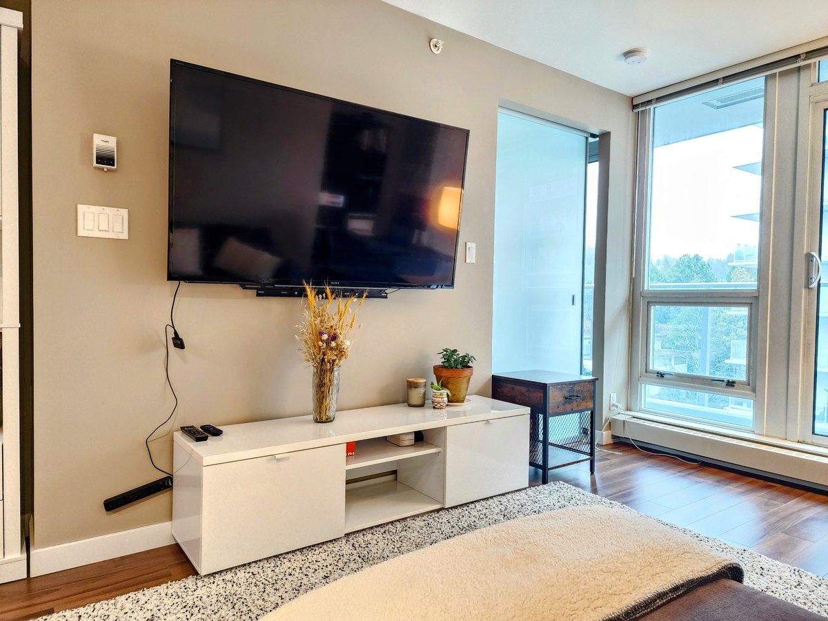 135 17th Street East - Photo 12