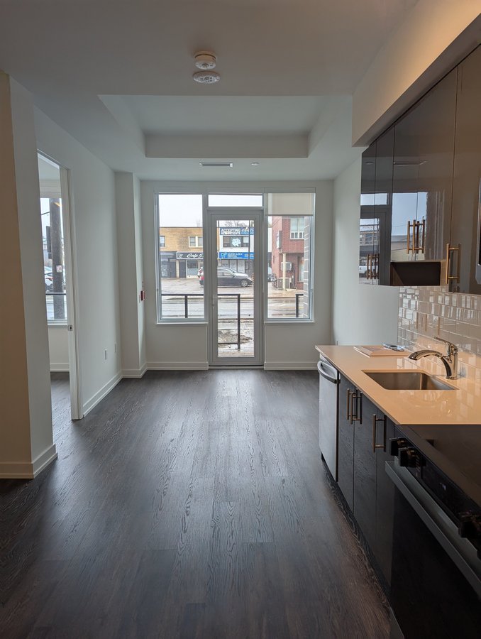 556 Marlee Avenue - Photo 10
