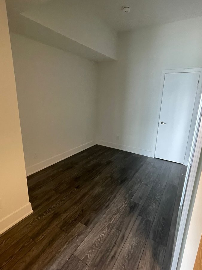 188 Fairview Mall Drive - Photo 7
