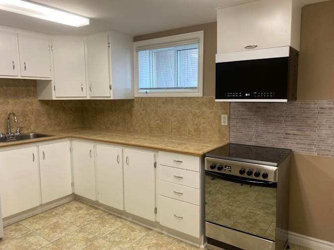 Downsview - Photo 8